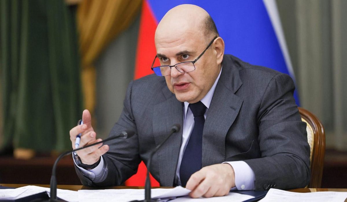 Мишустин: Цель — повысить минимальную зарплату до 35 тысяч рублей