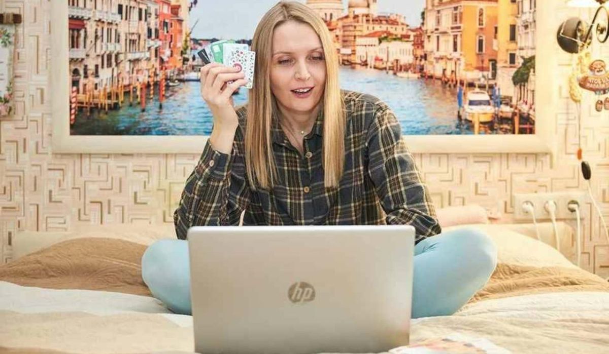 Рост потребительских кредитов в Петербурге составил 5,3%