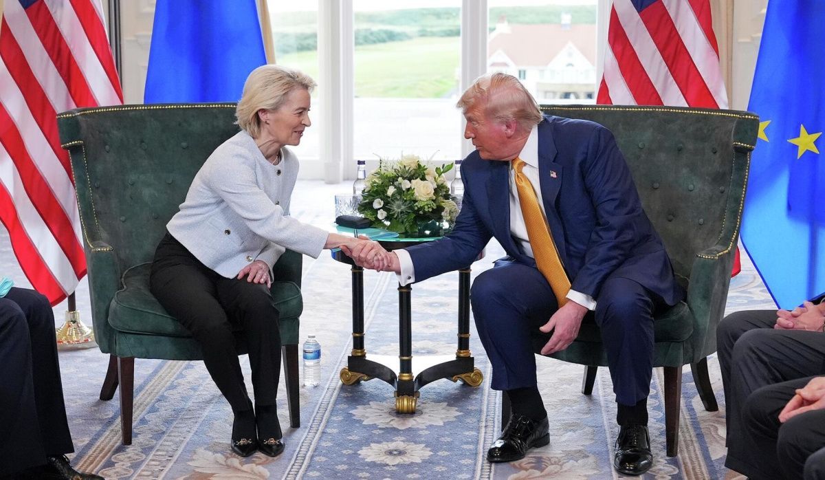 Боррель раскритиковал торговую сделку США и ЕС, назвав её капитуляцией Европы