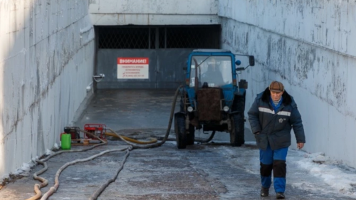 В Волгограде затопило склады речного порта