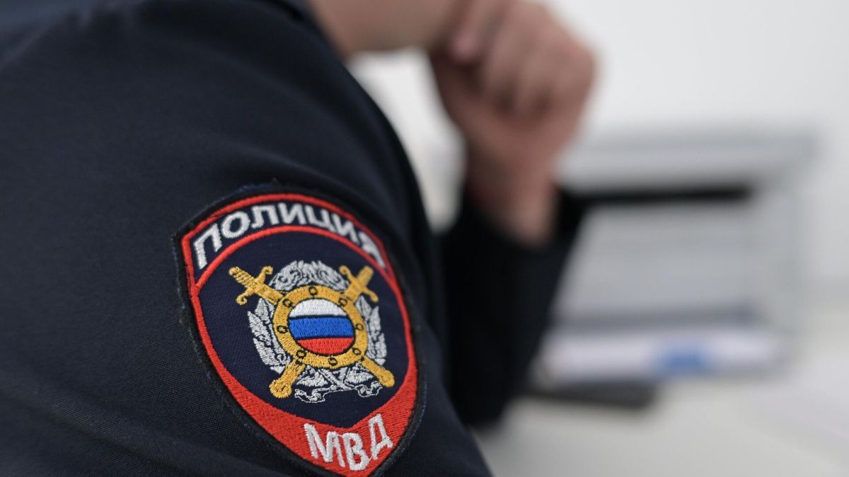 В Волгограде мужчина атаковал полицейских коктейлем Молотова