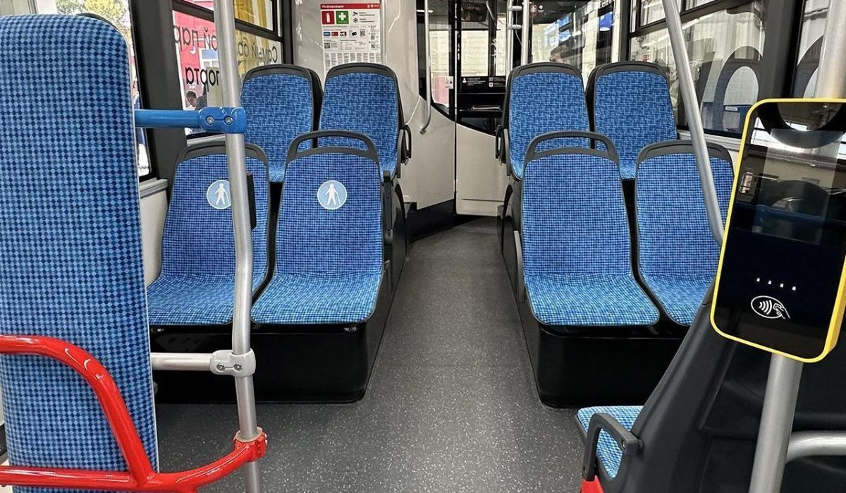 Электробусы начали курсировать по маршруту № 990 на юге Москвы