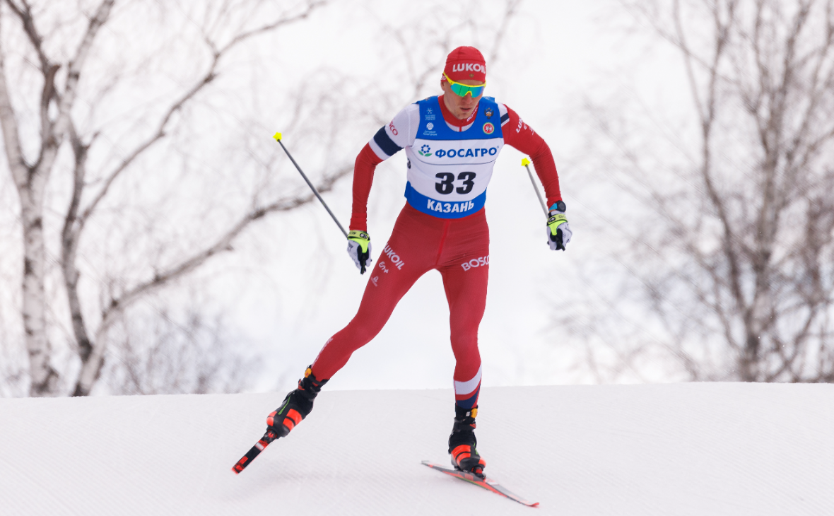 Ардашев победил в масс-старте на ЧР, Большунов финишировал пятым