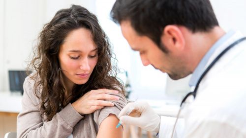 В Волгоградской области началась вакцинация от гриппа
