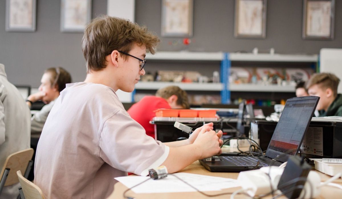 Московские школьники получили более 4,7 тыс. дипломов на олимпиадах