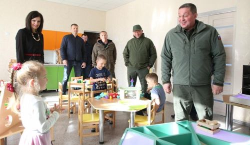 Губернатор Волгоградской области прибыл с рабочим визитом в ЛНР
