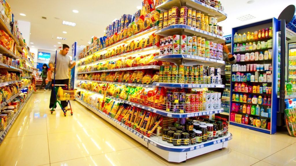 Торговые сети обяжут расширить ассортимент местной продукции до 10%