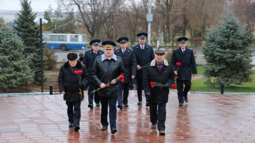 В Волгограде почтили память защитников Отечества в день ФСБ