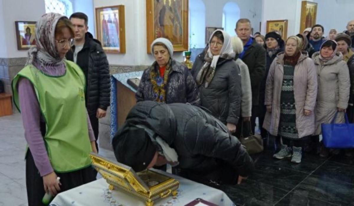В Воронеж для православных привезли частицу пояса Пресвятой Богородицы