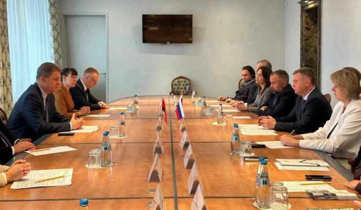 В Петербург отправляется новая партия электробусов из Беларуси