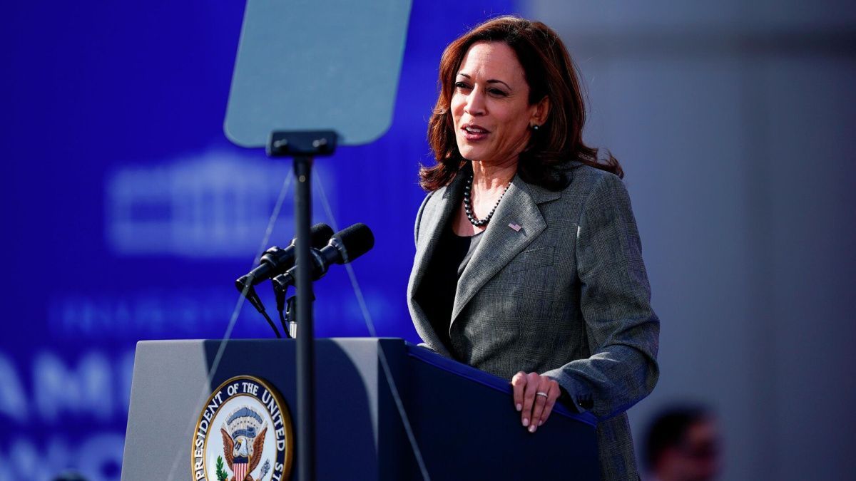 Вице-президент США согласилась заменить Джо Байдена