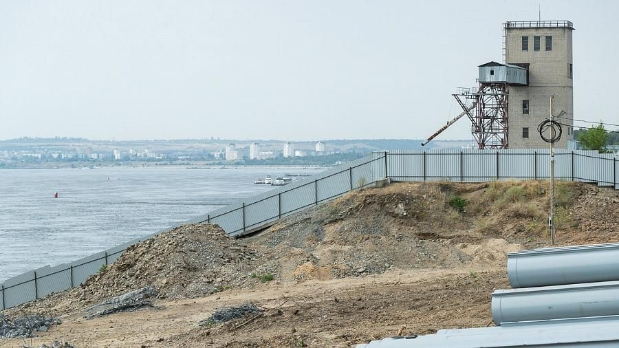 В Волгограде возводят 280-метровый перспективный участок берегоукрепления