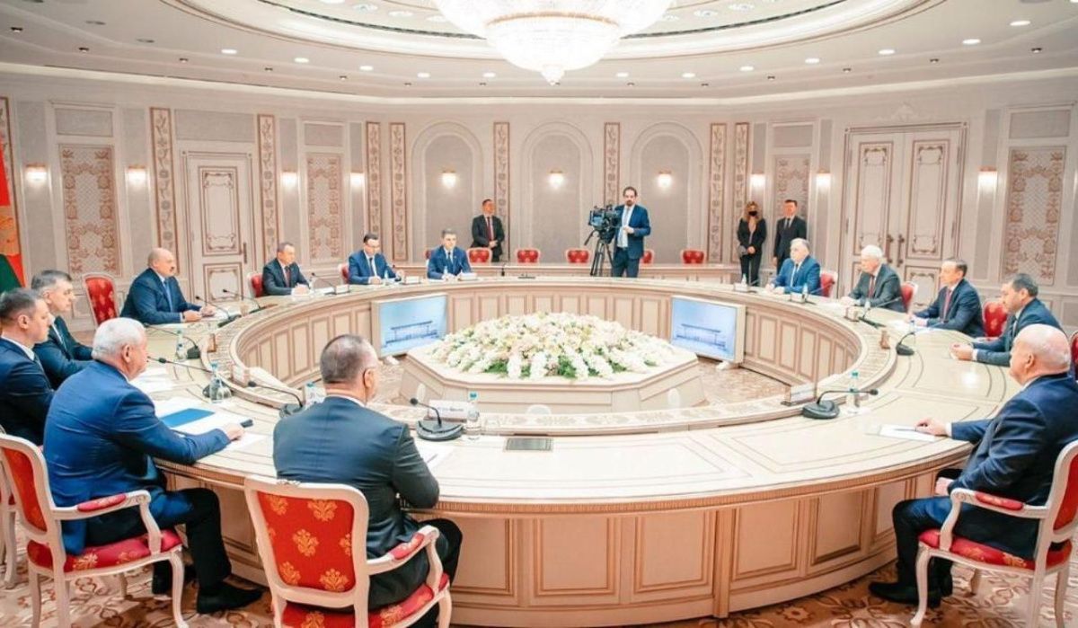 Беглов надругался над памятью блокадников на переговорах с Лукашенко