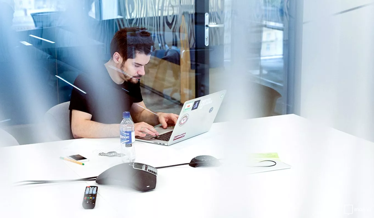 &quot;Яндекс&quot; прокомментировал рекомендации о &quot;прослушке&quot; умных колонок