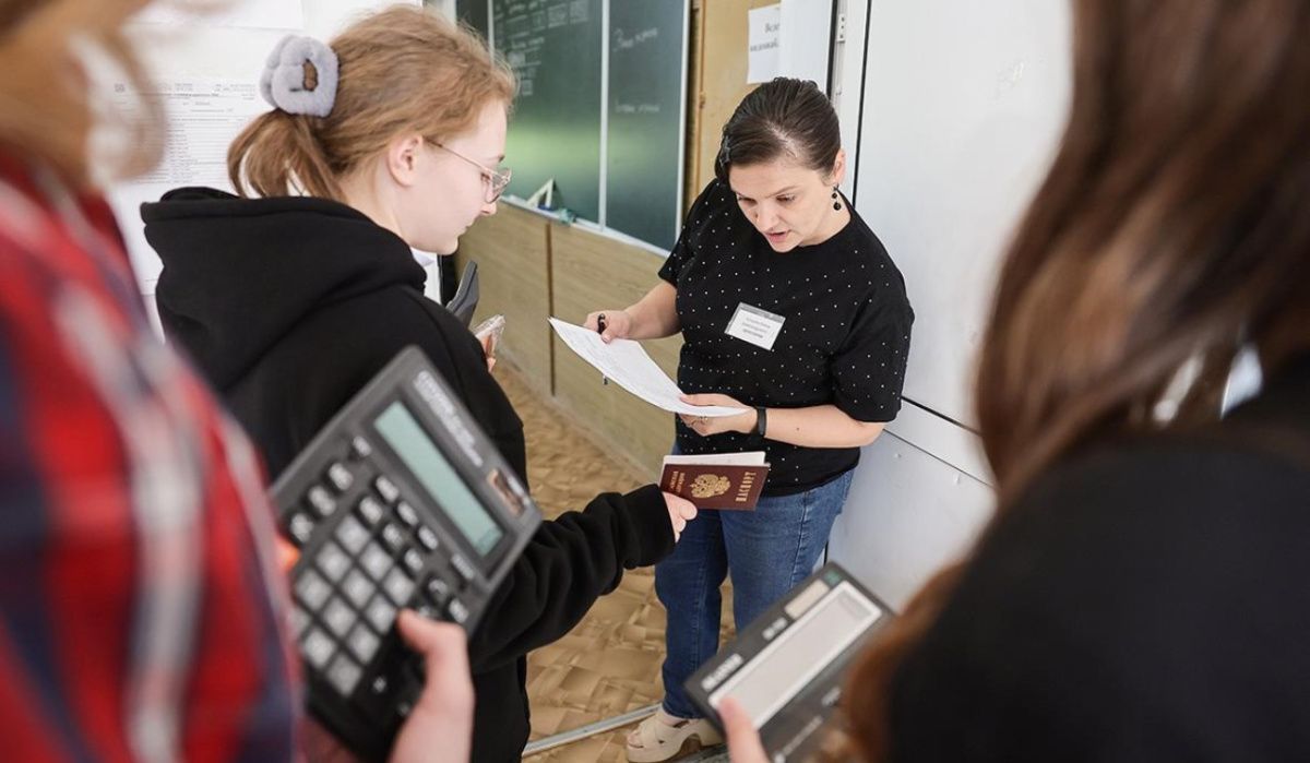 Рособрнадзор прокомментировал запрет на пронос икон на ЕГЭ