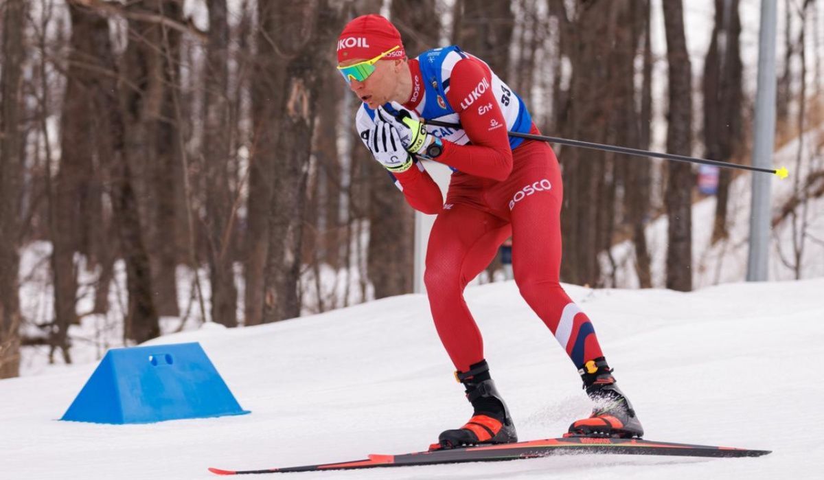 Александр Большунов одержал пятую подряд победу на финале Кубка России