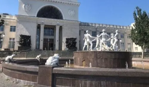 Суд обязал мэрию Волгограда включить фонтан «Детский хоровод»