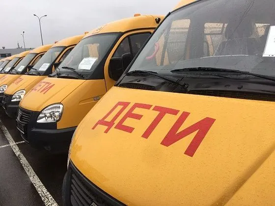 Волгоградская область получит новые школьные автобусы и машины скорой помощи 
