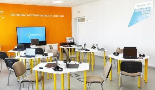 В Волгоградской области для юных программистов открывают три IT-куба