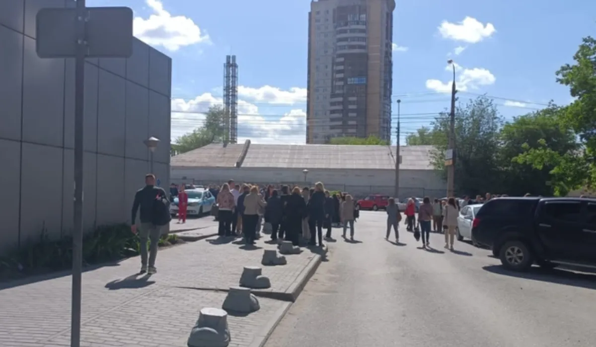 В Волгограде эвакуировали сотрудников администрации