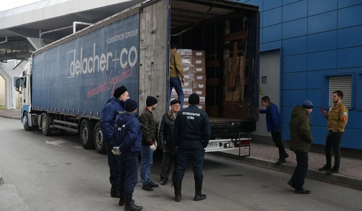 Из Волгограда десятки тонн груза на девяти машинах отправили в зону проведения СВО 