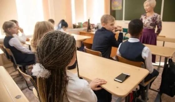 Волгоградские школьники в период выборов будут учиться удаленно